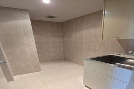 Photo of property in 1/126 Clovelly Road, Bucklands Beach, Auckland, 2012
