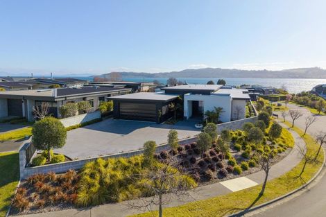Photo of property in 35 Pukenamu Road, Rainbow Point, Taupo, 3330