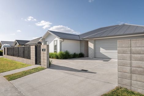Photo of property in 203 Te Okuroa Drive, Papamoa, 3118