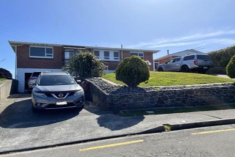 Photo of property in 27 Mana View Road, Paremata, Porirua, 5026