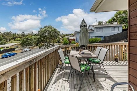 Photo of property in 1/111 Spinella Drive, Bayview, Auckland, 0629