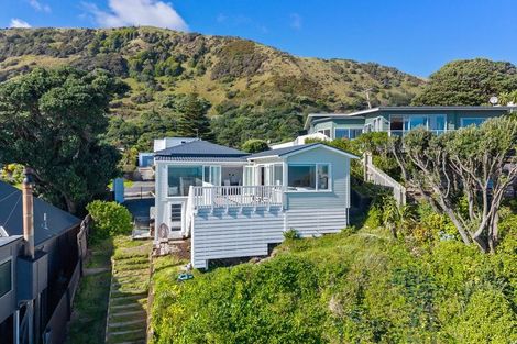 Photo of property in 86 Ames Street, Paekakariki, 5034