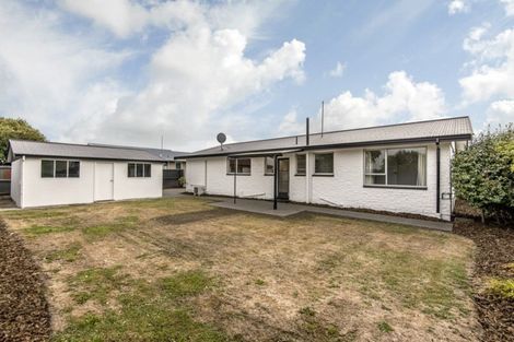 Photo of property in 40 Niven Street, Avondale, Christchurch, 8061
