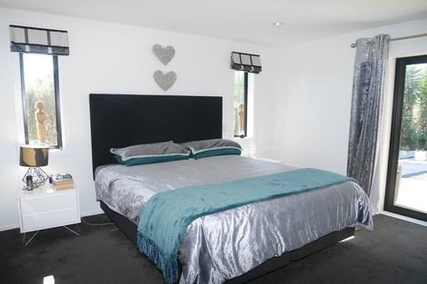 Photo of property in 10 Patterson Lane, Raumati Beach, Paraparaumu, 5032