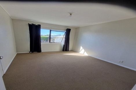 Photo of property in 5/106 Shifnal Drive, Randwick Park, Auckland, 2105