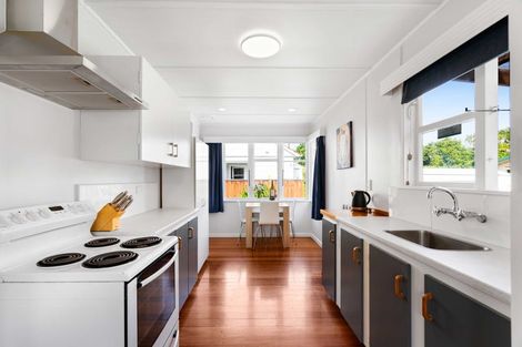 Photo of property in 54 Douglas Mclean Avenue, Marewa, Napier, 4110