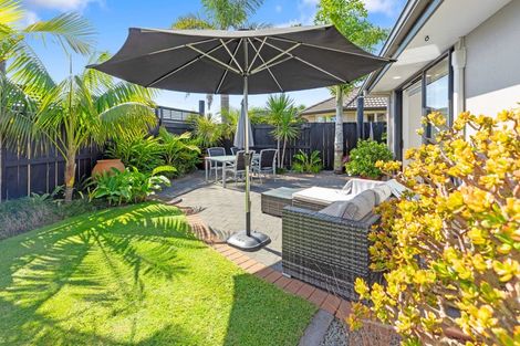 Photo of property in 19 Beachmere Place, Papamoa Beach, Papamoa, 3118