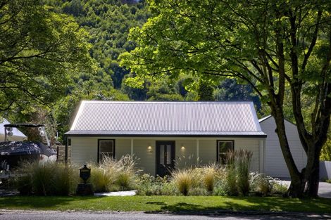 Photo of property in 25 Bedford Street, Arrowtown, 9302