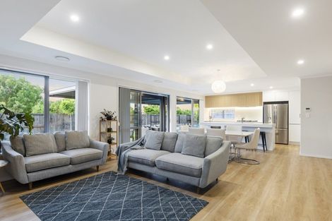 Photo of property in 10 Kayelene Place, Omokoroa, 3114