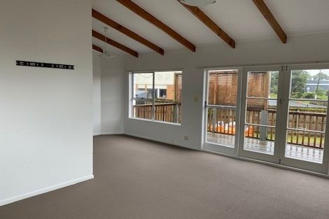 Photo of property in 1 Triangle Road, Massey, Auckland, 0614