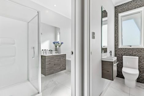 Photo of property in 5 Aro Mato Place, Huapai, Kumeu, 0810