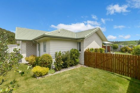 Photo of property in 12 Rochfort Crescent, Pyes Pa, Tauranga, 3112