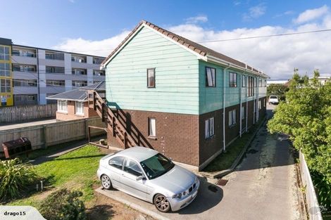 Photo of property in 2/615 Evans Bay Parade, Kilbirnie, Wellington, 6022