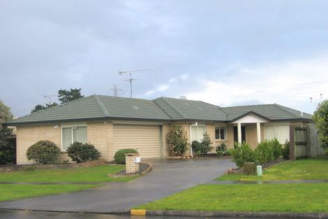 Photo of property in 18 Davington Way, Burswood, Auckland, 2013