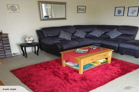 Photo of property in 19 Sovereign Isle Lane, Rototuna, Hamilton, 3210