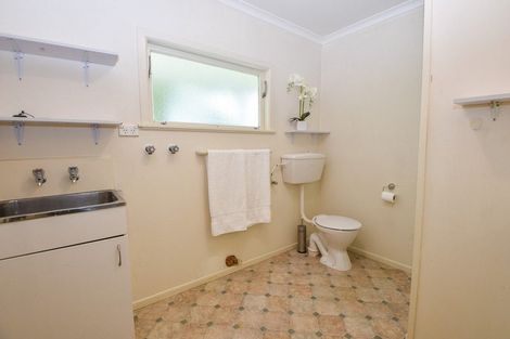 Photo of property in 24 Moreton Road, Carterton, 5713