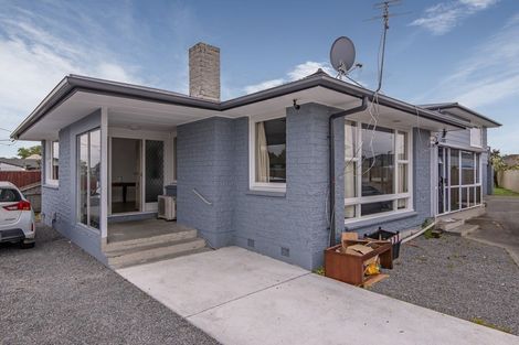 Photo of property in 56 Middlepark Road, Sockburn, Christchurch, 8042