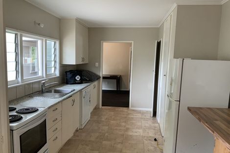 Photo of property in 100 Main Road, Waikanae, 5036