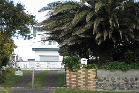 Photo of property in 95 Karaka Street, Castlecliff, Whanganui, 4501