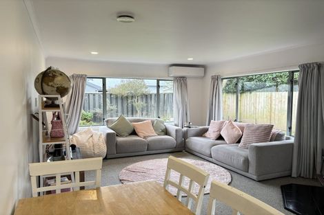 Photo of property in 8 Bowen Street, Cambridge, 3434