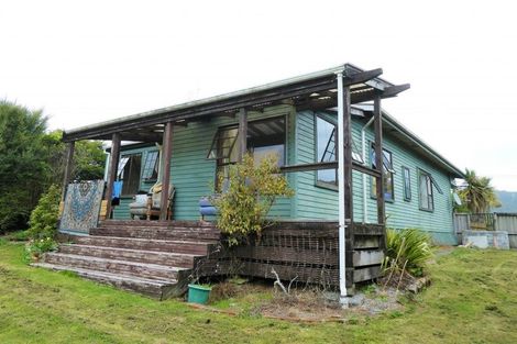 Photo of property in 12 Ballance Street, Runanga, 7803