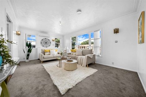 Photo of property in 31 William Avenue, Manurewa, Auckland, 2102