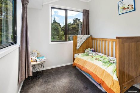 Photo of property in 2/67 Raleigh Road, Northcote, Auckland, 0627