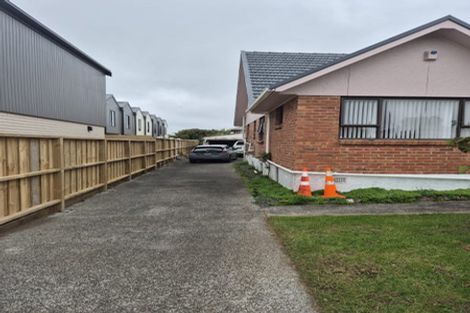Photo of property in 48 Taikata Road, Te Atatu Peninsula, Auckland, 0610