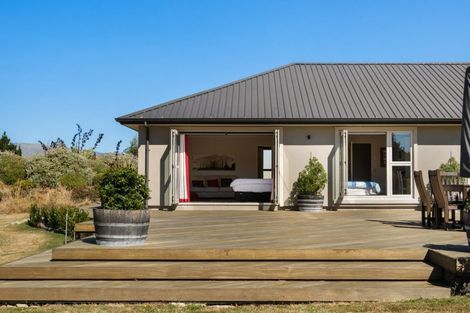 Photo of property in 136 Te Awa Road, Albert Town, Wanaka, 9382