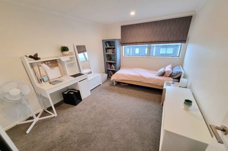 Photo of property in 61 Caldera Drive, Long Bay, Auckland, 0630