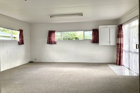 Photo of property in 17 Camrose Place, Glenfield, Auckland, 0629