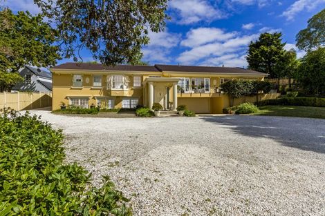Photo of property in 40 Shakespeare Road, Milford, Auckland, 0620