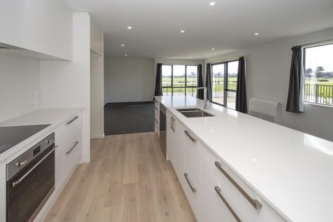 Photo of property in 8 Preferred Lane, Halswell, Christchurch, 8025