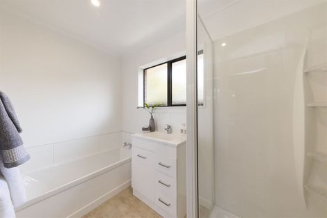 Photo of property in 9 Rolleston Street, Hokowhitu, Palmerston North, 4410