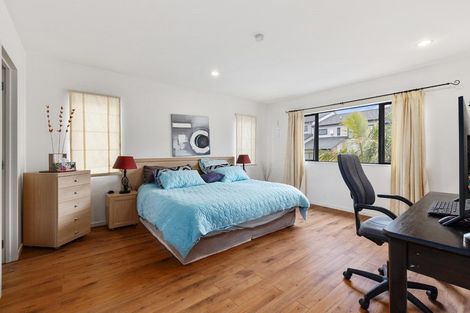 Photo of property in 33/22 Northcross Drive, Oteha, Auckland, 0632