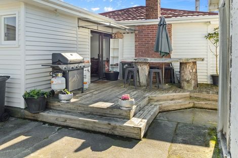 Photo of property in 75 Mcmurdo Street, Tinwald, Ashburton, 7700