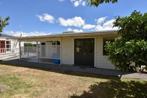 Photo of property in 90 Pembroke Street, Carterton, 5713