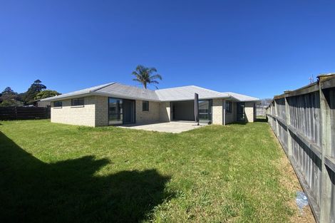 Photo of property in 13 Glennron Lane, Waiuku, 2123