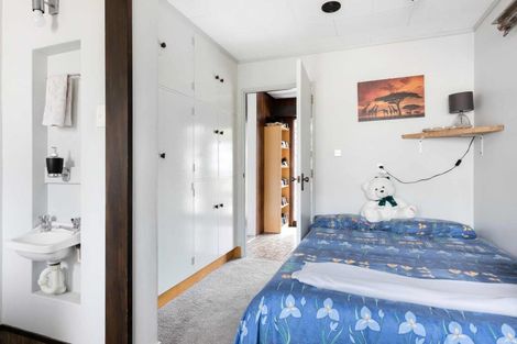 Photo of property in 2 Magnolia Street, Outer Kaiti, Gisborne, 4010