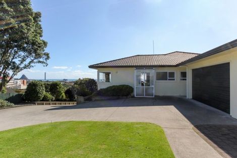 Photo of property in 16d Burns Street, Westown, New Plymouth, 4310