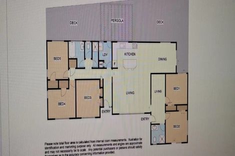 Photo of property in 2 Vanbrugh Place, Bucklands Beach, Auckland, 2014