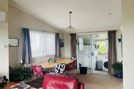 Photo of property in 6 Kekerenga Street, Strathmore Park, Wellington, 6022