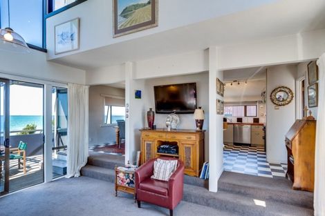 Photo of property in 129 North Shore Road, Eskdale, Napier, 4182