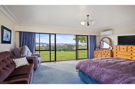 Photo of property in 16 Tearoe Road, Manukau Heads, Waiuku, 2684