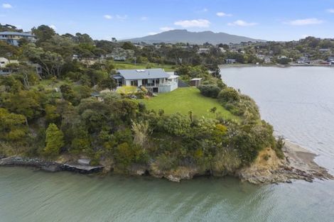 Photo of property in 106j Greenslade Road, Raglan, 3295