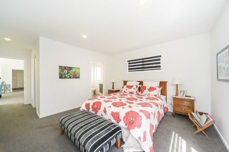 Photo of property in 3 Levi Place, Kelvin Grove, Palmerston North, 4414