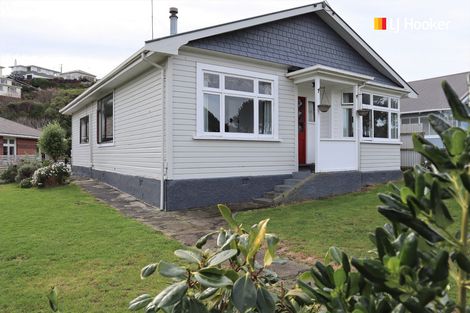 Photo of property in 37 Tahuna Road, Tainui, Dunedin, 9013