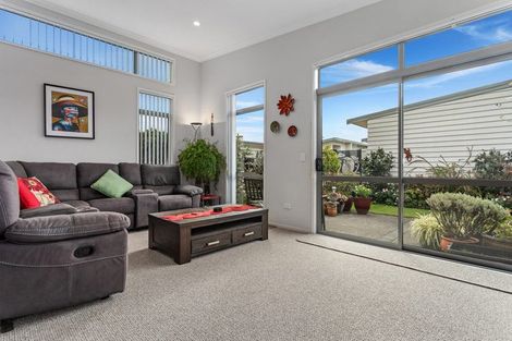 Photo of property in 2/18 Victoria Avenue, Whakatane, 3120