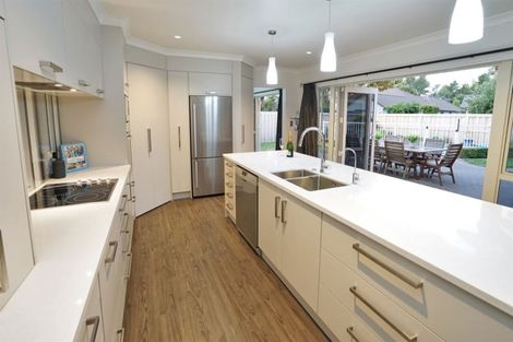 Photo of property in 18 Burgundy Court, Rototuna, Hamilton, 3210