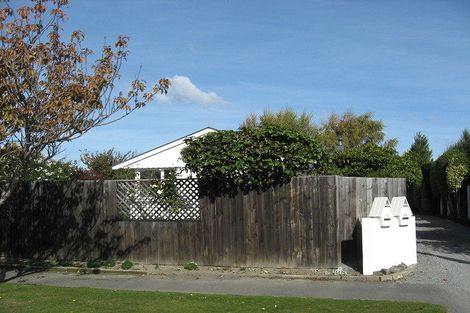 Photo of property in 3a Mclellan Place, Ilam, Christchurch, 8041